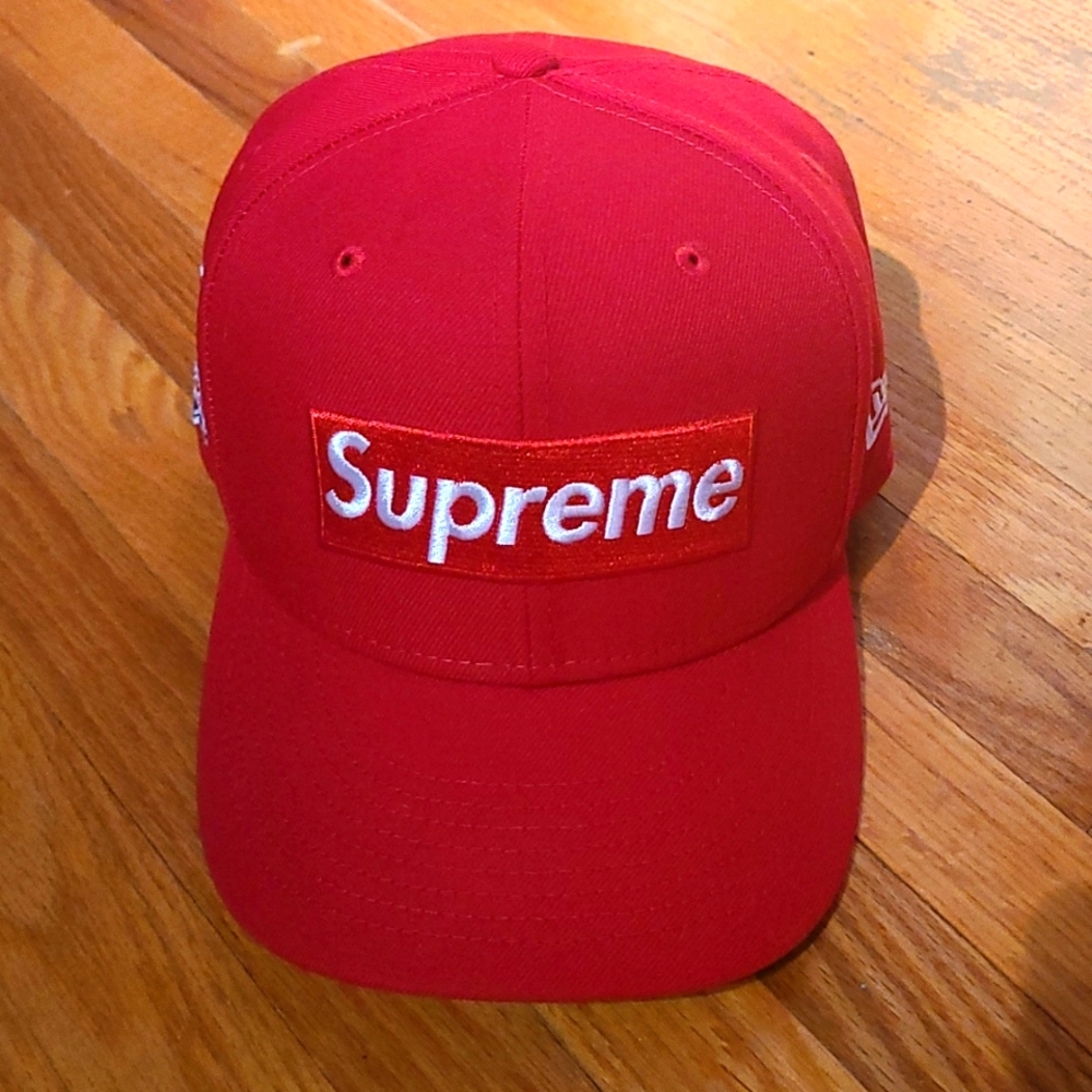 Supreme full back 7 1/8